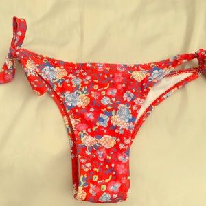 Bikini Bottom Size Medium. Ties on side.